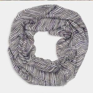 ThirtyOne Zig Zag Zoom stripes Avenue scarf NEW
